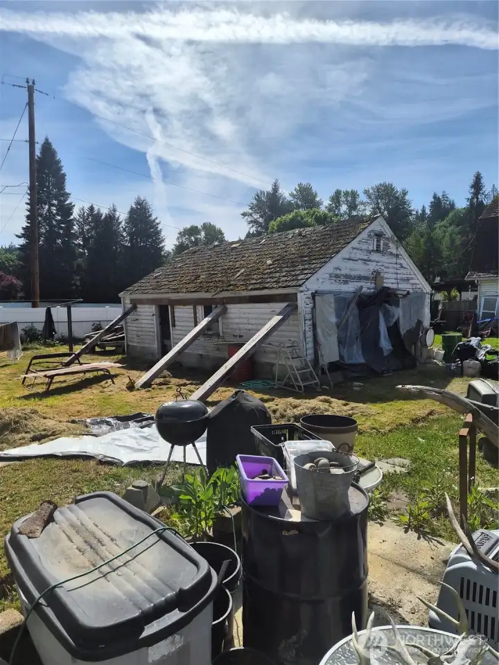 Garage needs a roof and repairs