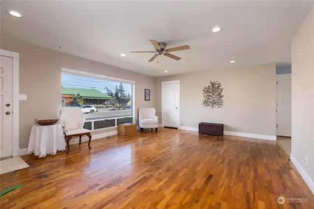 Coat closet at far end of living room...