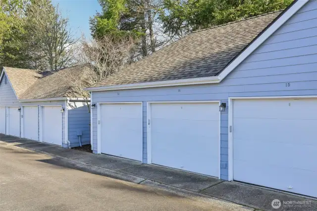 Common Garage - Space #14