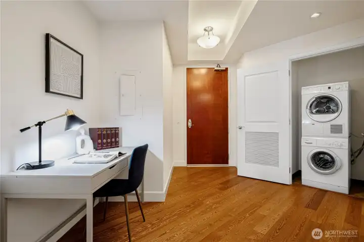 e created a stylish office nook in the entry hallway—where will you add your personal touch?