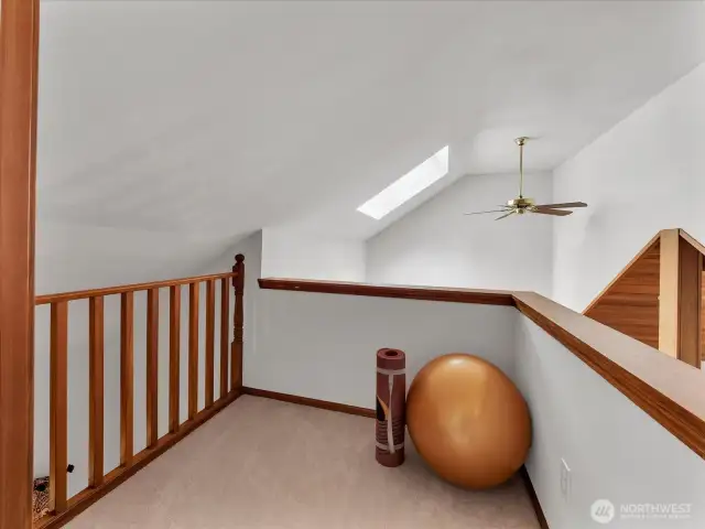 Extra space off upstairs landing. Perfect for some yoga??