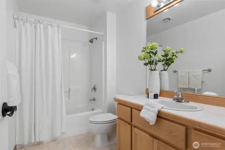 Upstairs full bath #2.