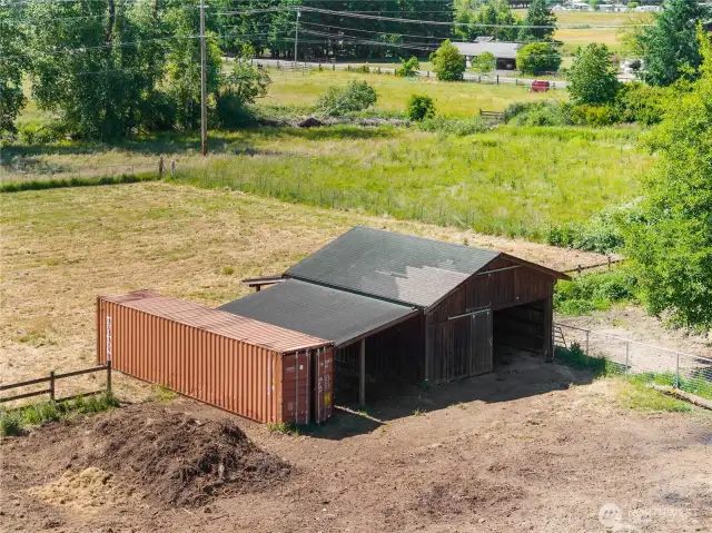 35'X38' barn