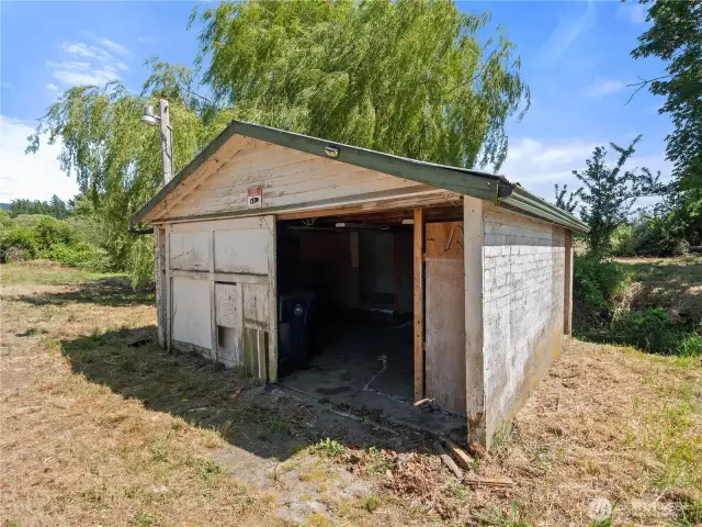 18'X18' garden/tool shed