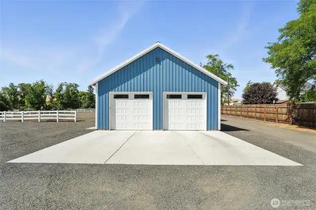 624 SF garage built in 2022