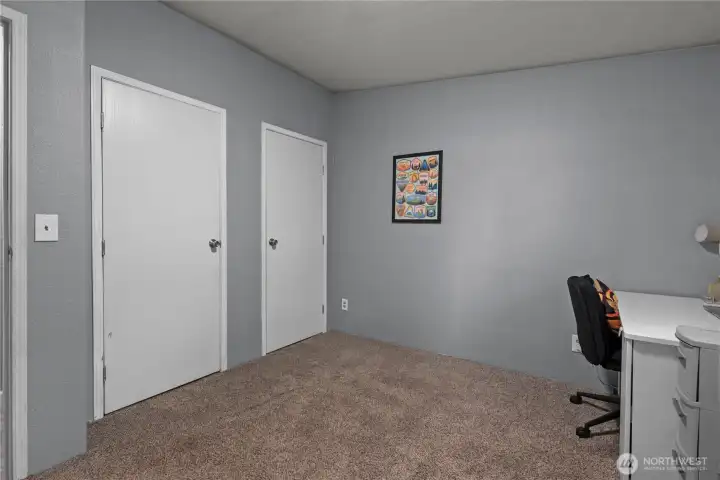Bedroom 2 - photo 2