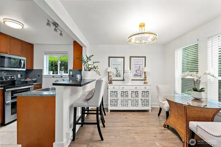 Eat In Kitchen