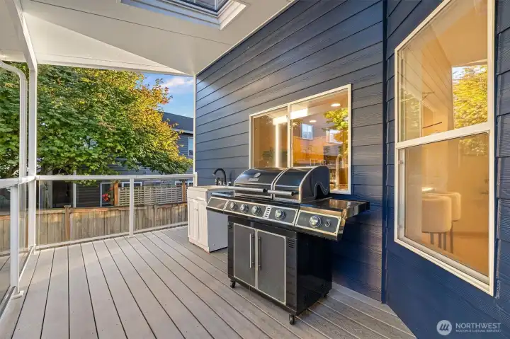 Covered Trek deck