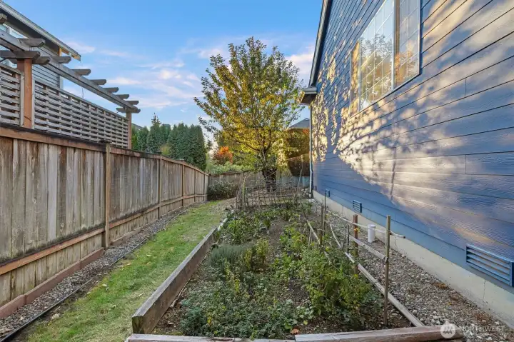 Garden bed