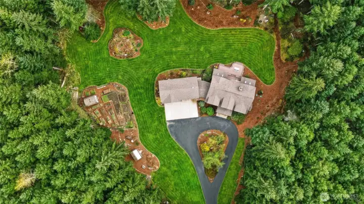 Fabulous capture of all that this wonderful property offers!