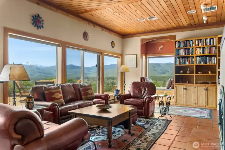 Saltillo tiles, wood ceilings and large picture windows. Saltillo tiles, wood ceilings and large picture windows.
