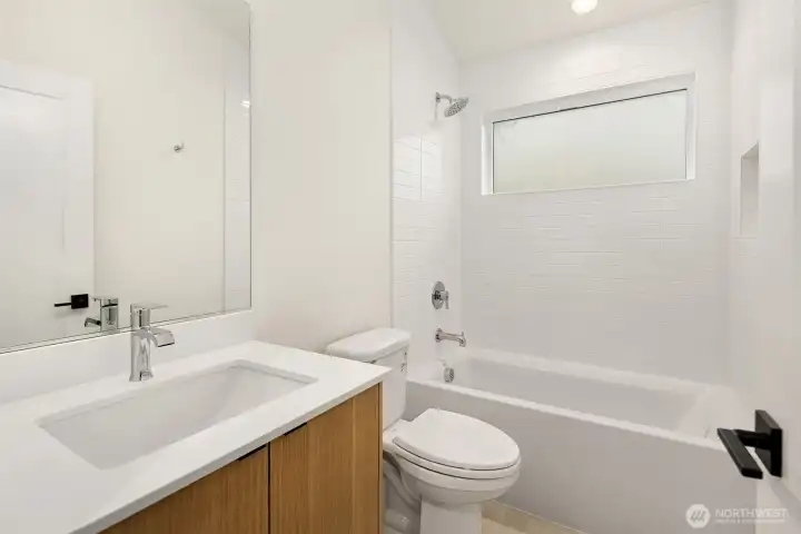 Photo of similar home, 4414