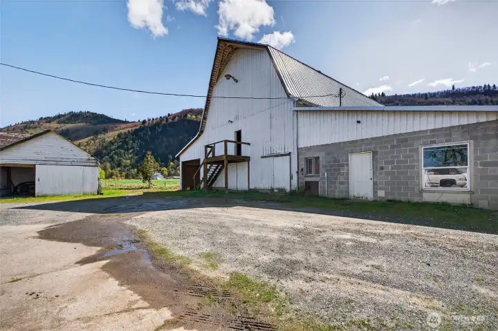 Barn Barn