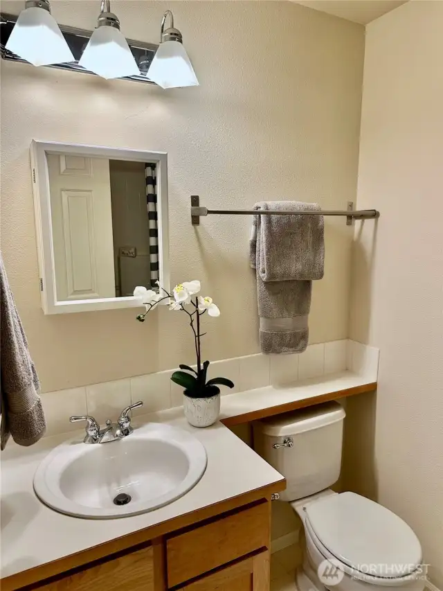 Full Bath off 2nd Bedroom