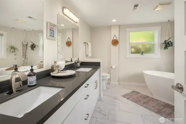 Primary bath