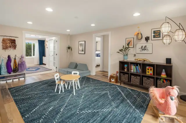 Downstairs bonus room.