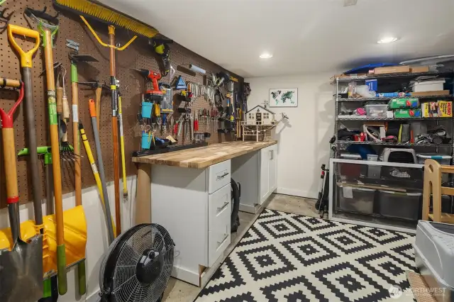 Downstairs Flex Room: Storage, workshop..maybe even a fitness room