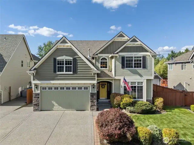 Looking for a new home close to Tahoma Schools that's only had one owner? Then this is it!
