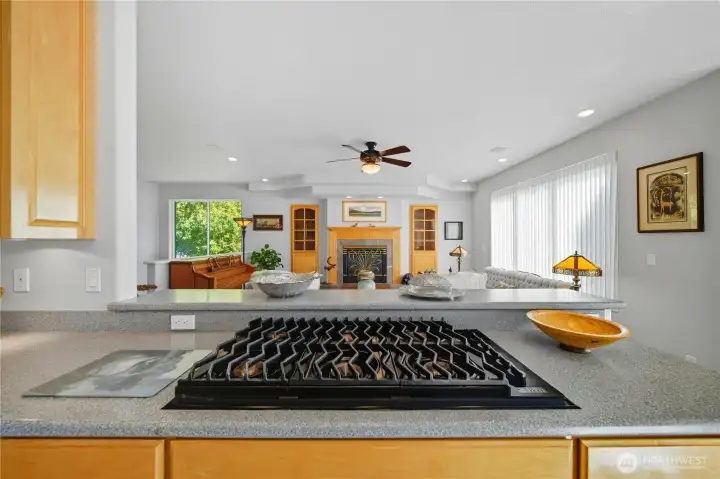 Great connectivity to family room