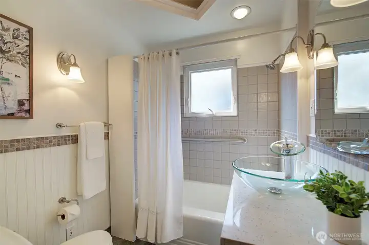 Full bathroom