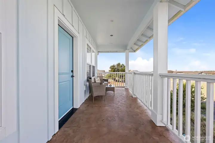 Enjoy the covered deck with exceptional views of the Pacific Ocean and Beach.