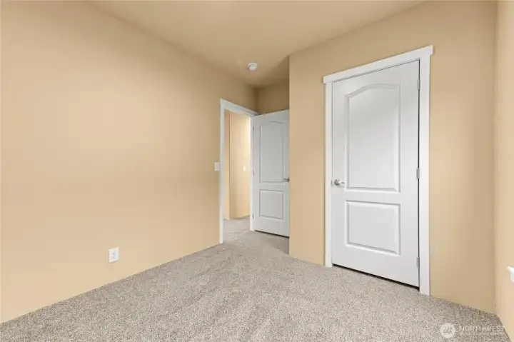 View of entrance and closet to guest 1