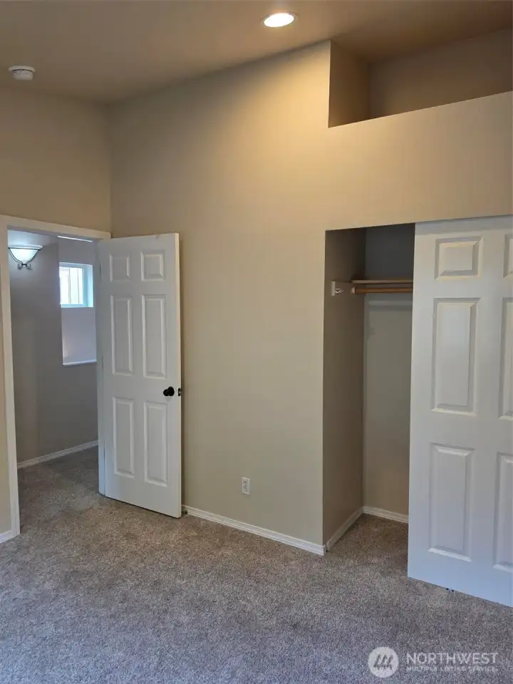 2nd Bedroom 2nd Bedroom