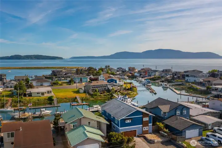 Welcome to Sandy Point Shores! This wonderful waterfront community is a great place to vacation or live full time.