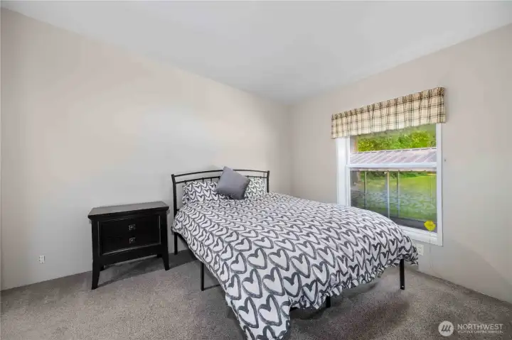 2 bedrooms... 2 bedrooms...