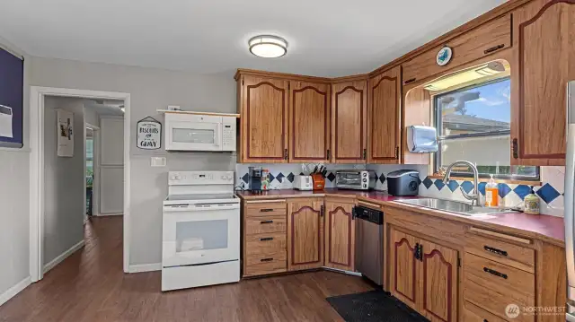 Main floor kitchen