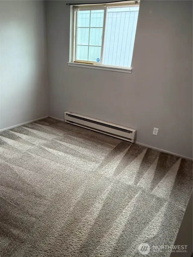 2nd Bedroom.  Carpets have been professionally deep cleaned.