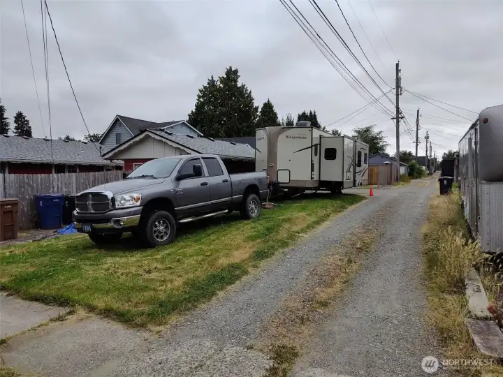 Back Yard has ample space for RV or Boat parking plus a dedicated plug for RV hook up.