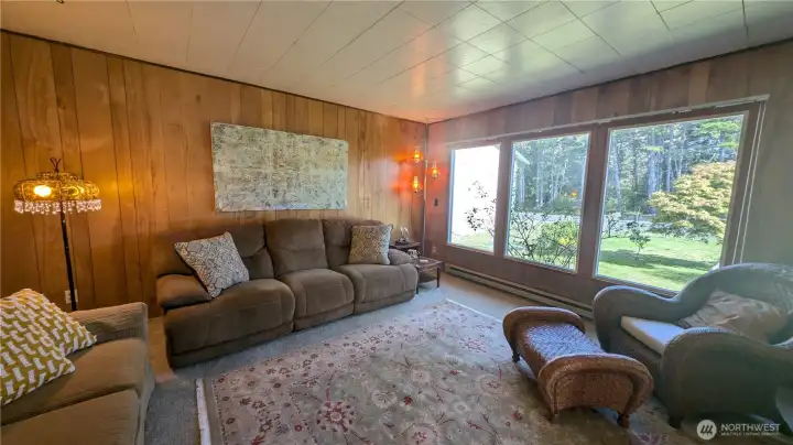 Large open concept living room and dining area.