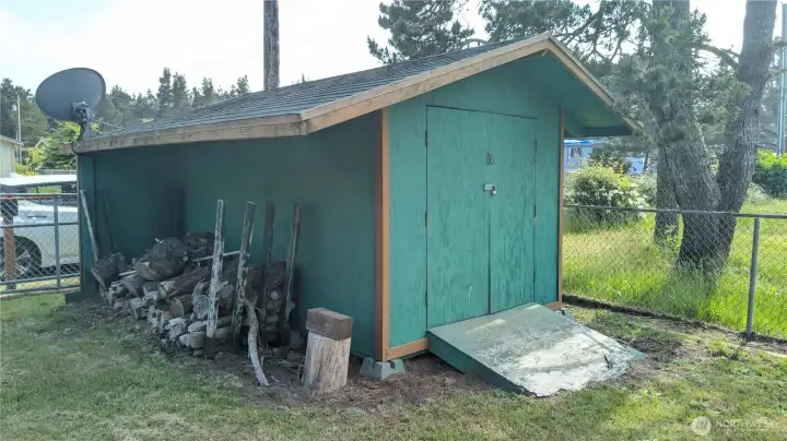 Shed for lawn equipment, storage and beach toys.