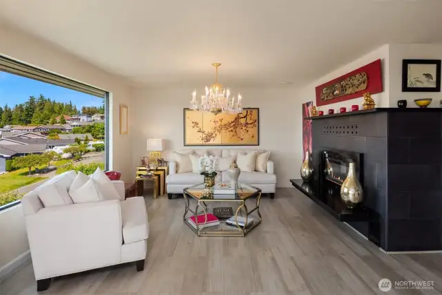 Enjoy this cozy modern linier fireplace.