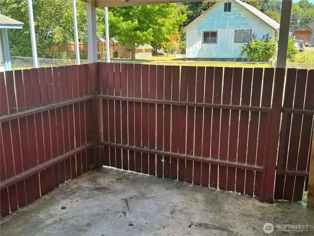 fenced covered patio