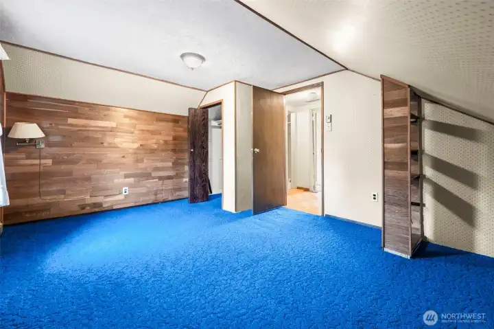 upstairs bedroom 2