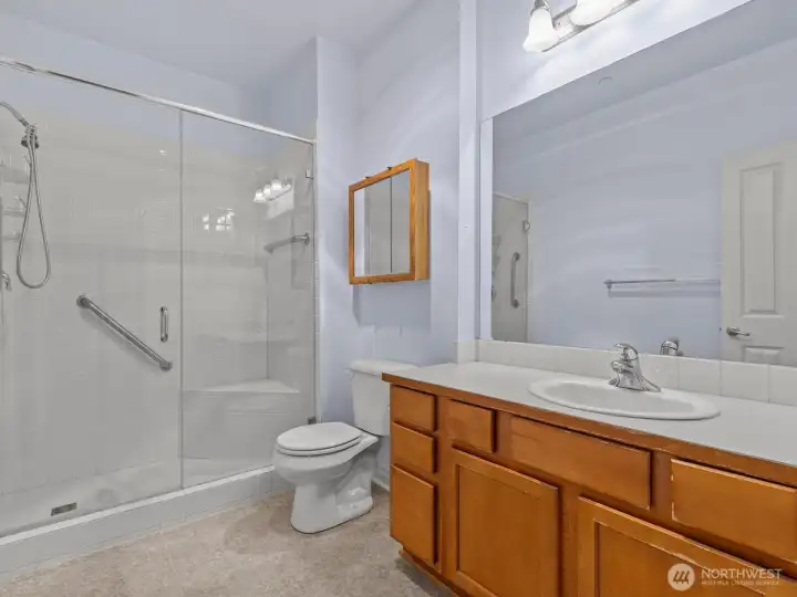 Easily accessible bathroom for visitors.