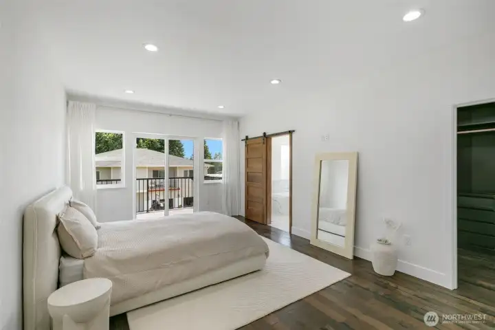 Master Bedroom Master Bedroom