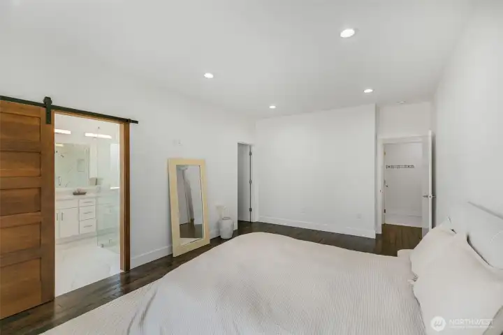 Master Bedroom Master Bedroom