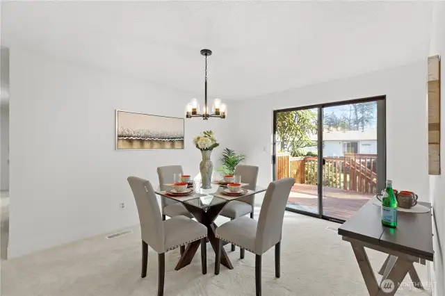 Dinning room with access to outdoor deck