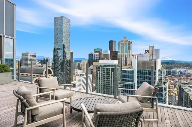 Rooftop deck