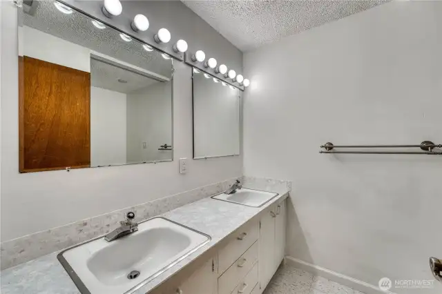 Shared Full Bath
