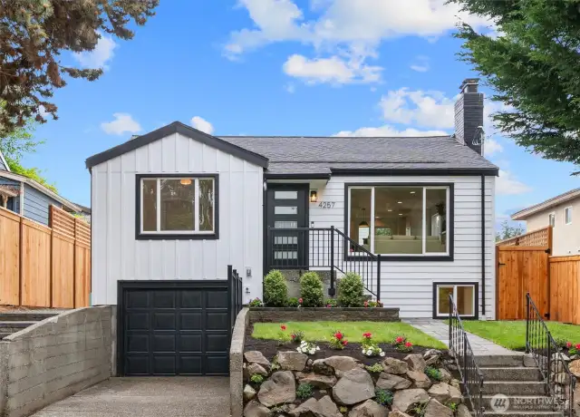 Fully renovated beautiful Magnolia home.