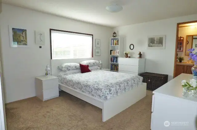 Another view of the large primary bedroom.