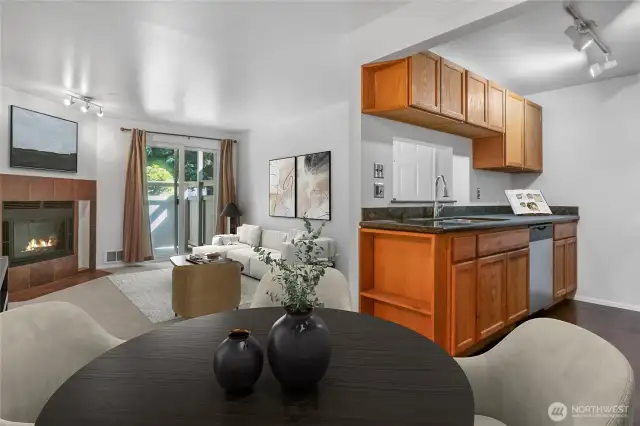 Welcome home to this stylish Woodinville condo!