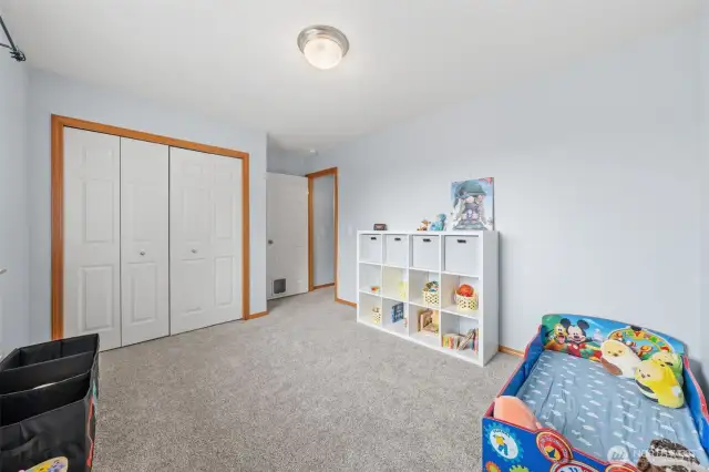 upstairs room 2
