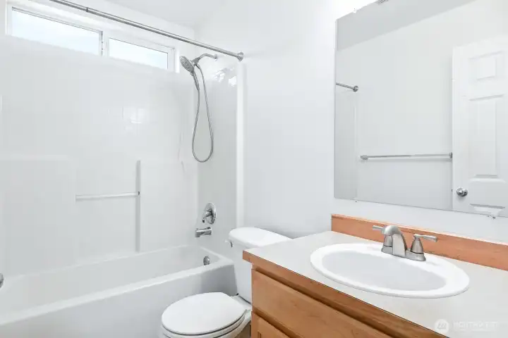 Upstairs Full Bath