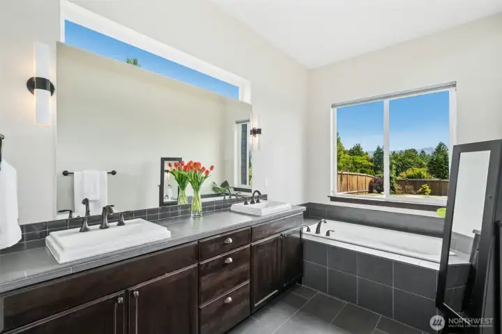 Ensuite bath with dual vanities