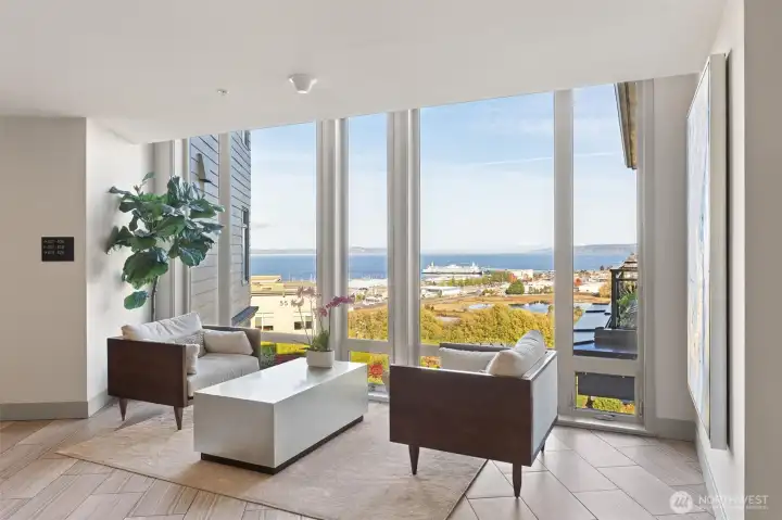 Stunning entry as you enter the building to greet your guests.